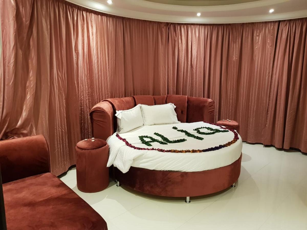فندق الميثاق بواسطة سما ستار Riyadh Luaran gambar